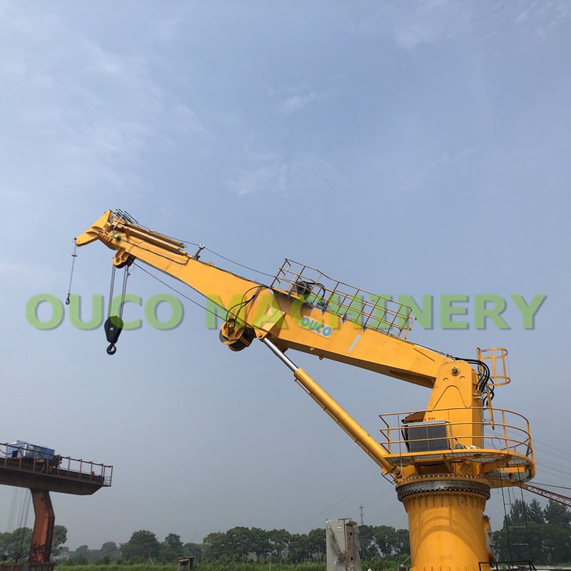 C5M Level Painting 1.5T36.6M Marine Telescópico Boom Crane